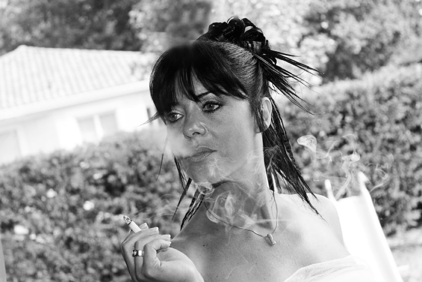 Mariée qui fume